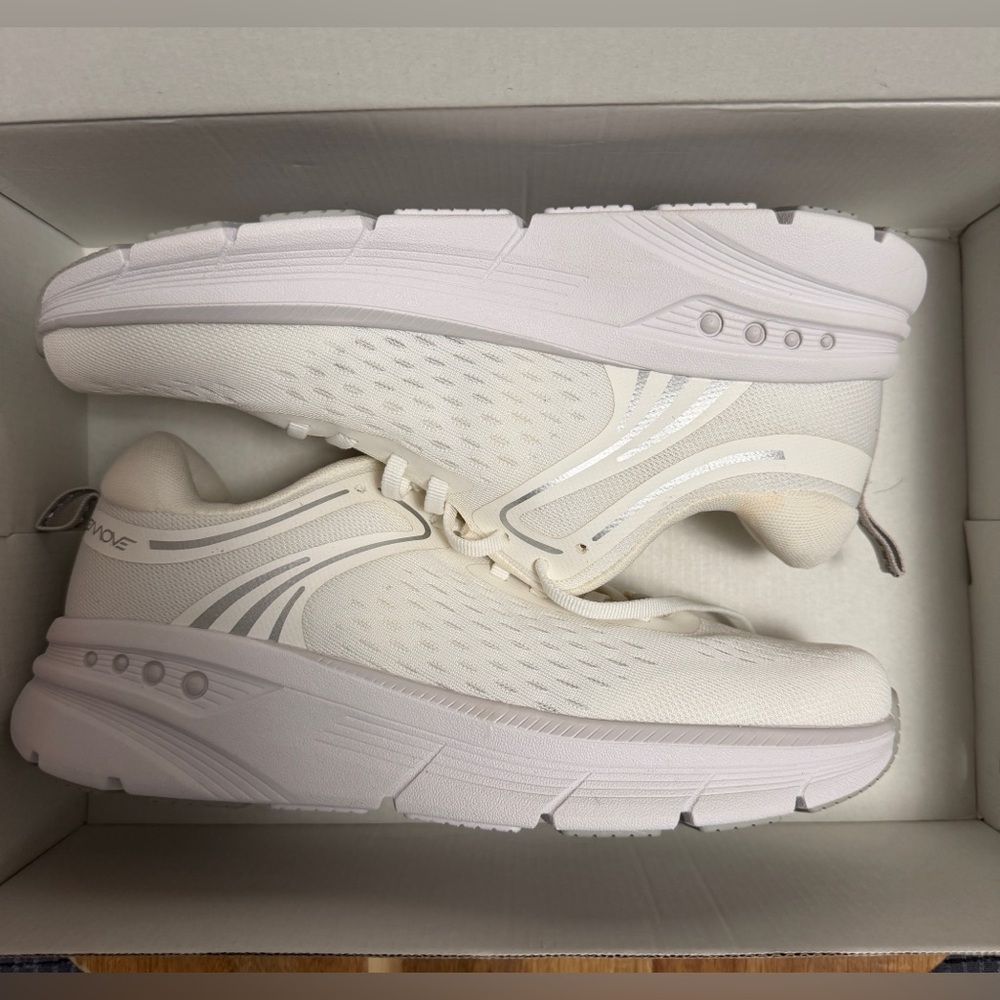 Easy Spirit Women's Athletic Sneakers in White